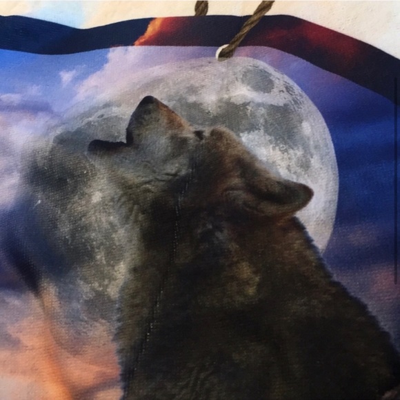 Round Beach Towel “Dreamcatcher Wolf 🐺 Tribal Print” 60” NWOT - Picture 3 of 8